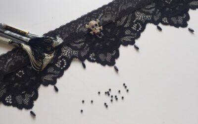Black lace wedding garter