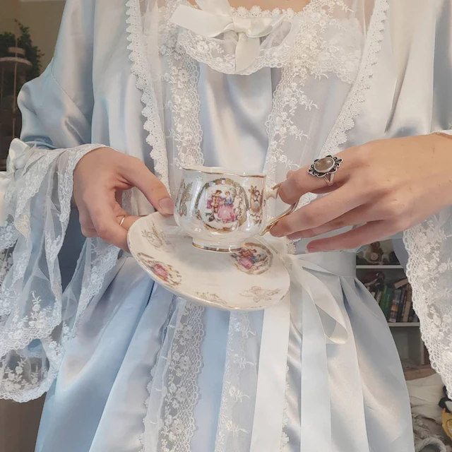 Victorian bride robe
