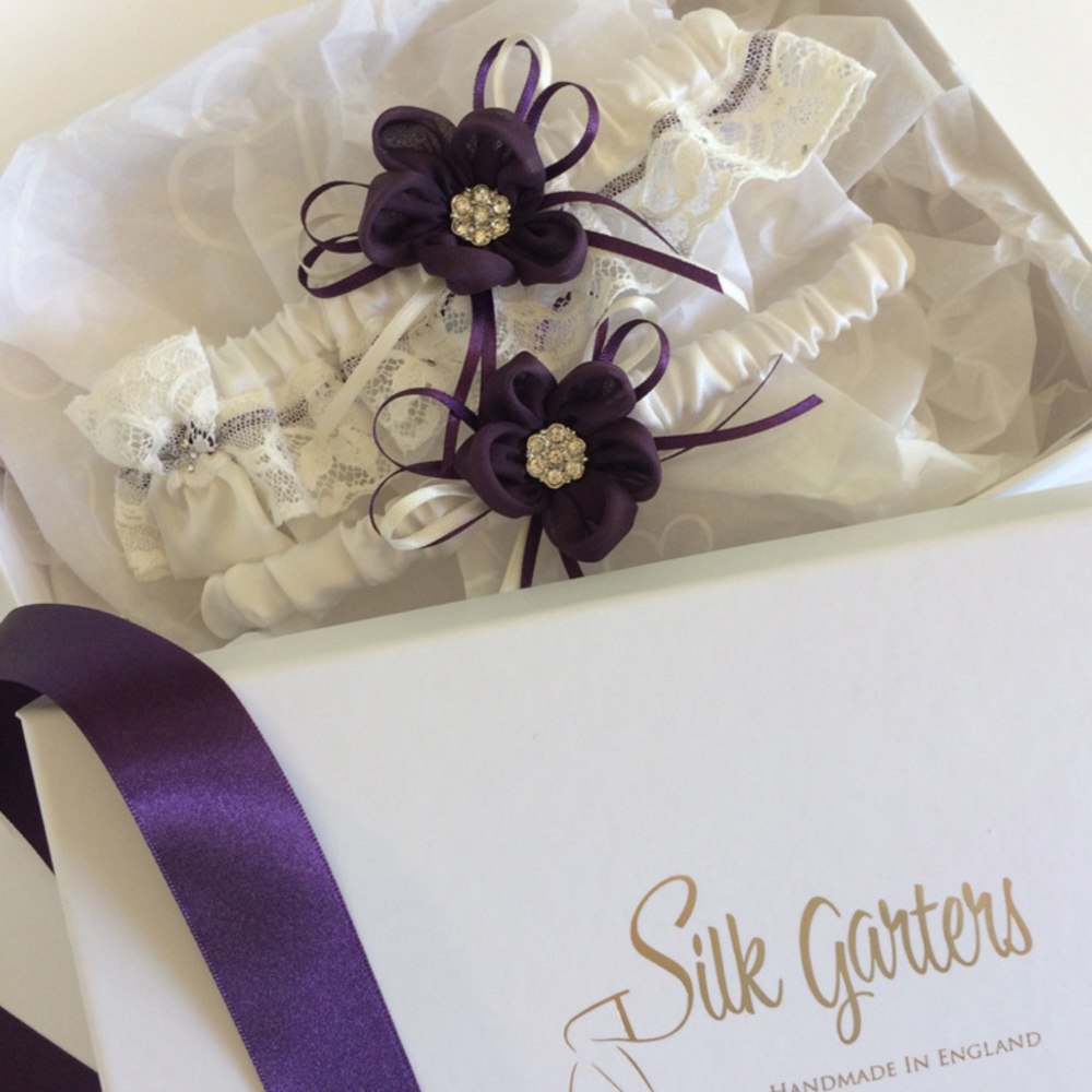 Dubai wedding garter set in opulent purple