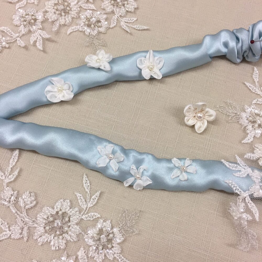 Flower garter