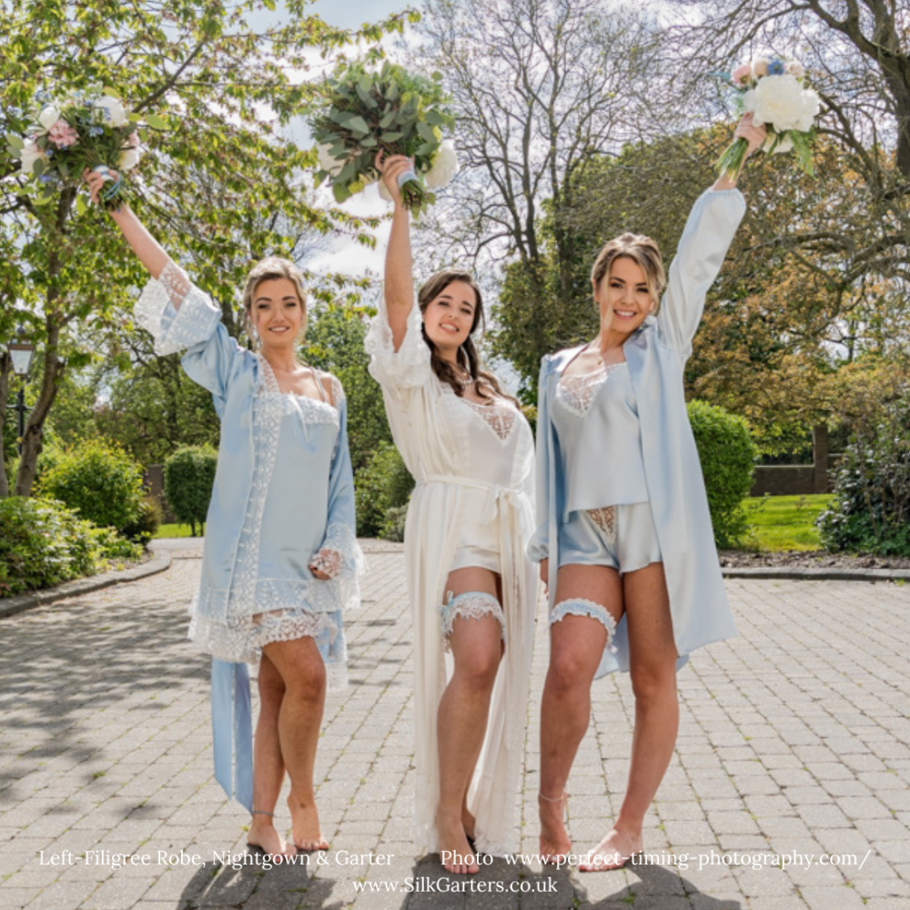 Long robe deals for bride