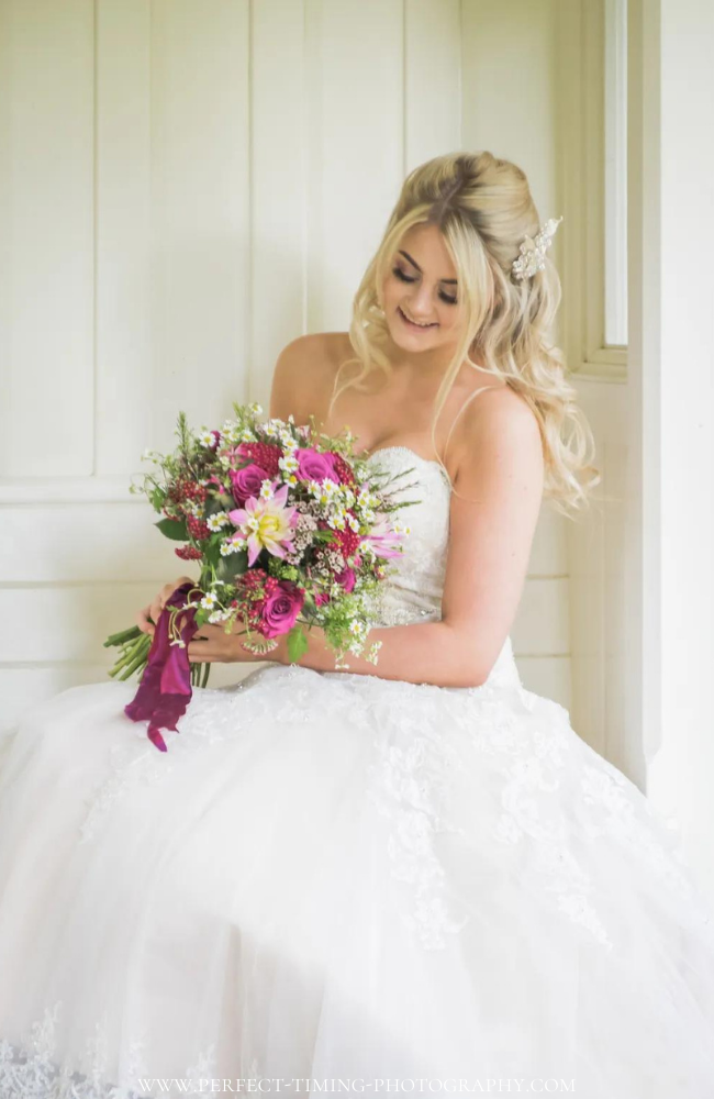 Bride with pink bouquet