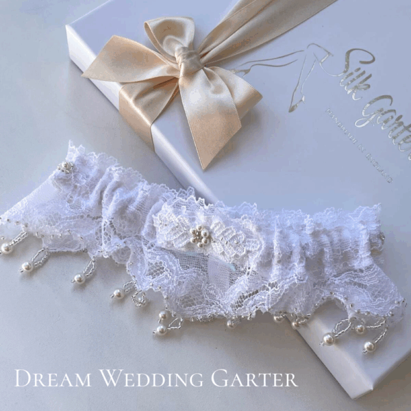 White Wedding Garter Luxury bride
